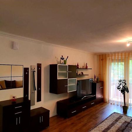 שיופוק Bazsi Apartman מראה חיצוני תמונה