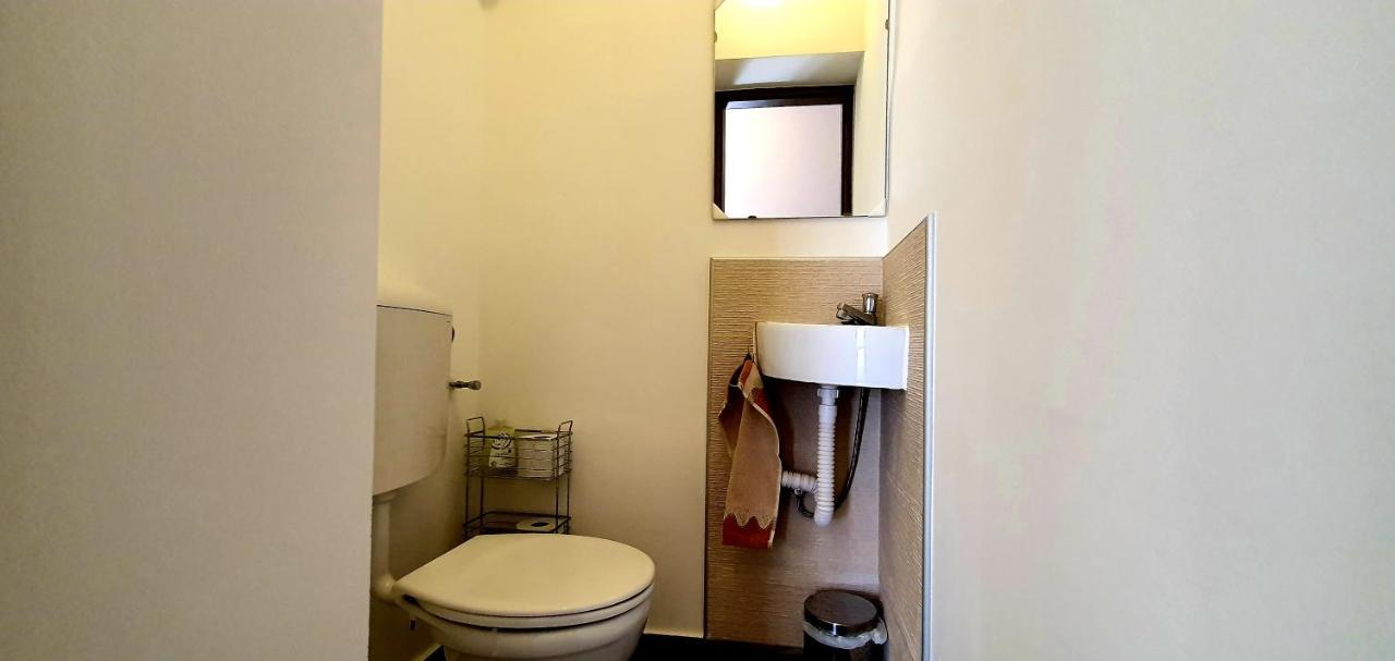 שיופוק Bazsi Apartman מראה חיצוני תמונה